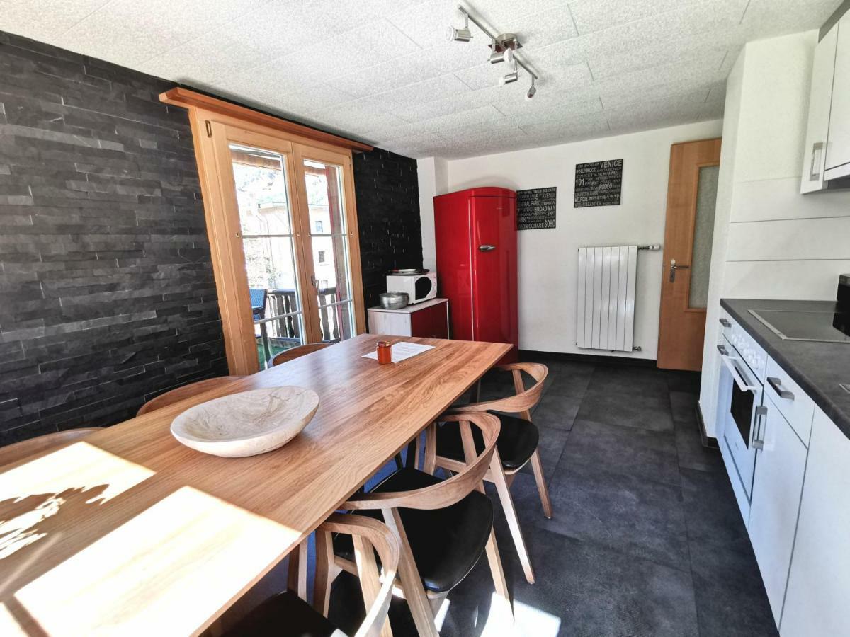 Apartments Chalet Tatyana Leukerbad Eksteriør billede